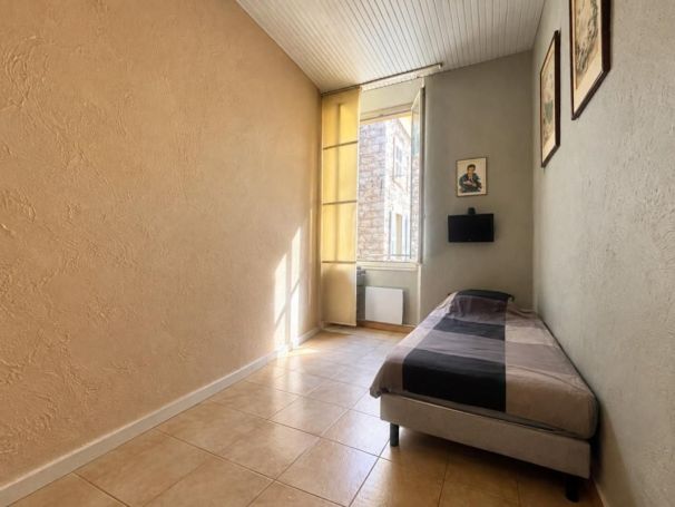 APPARTEMENT T3 75 M2 BORD DE MER NICE