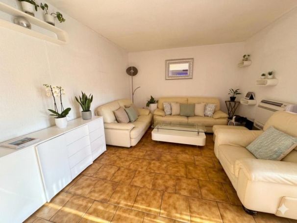 APPARTEMENT DUPLEX T3 76 M2 BORD DE MER NICE