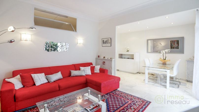 APPARTEMENT T2 46 M2 BORD DE MER NICE