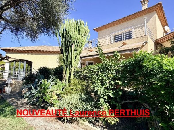 MAISON  5 PIECES 212 M2 BORD DE MER LUCCIANA