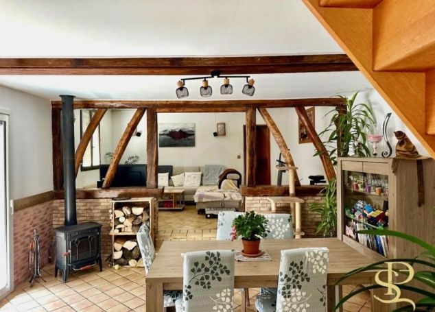 LONGèRE  6 PIECES 127 M2  CORBIE