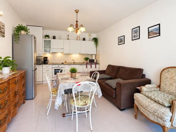 APPARTEMENT T2 40 M2 BORD DE MER MENTON