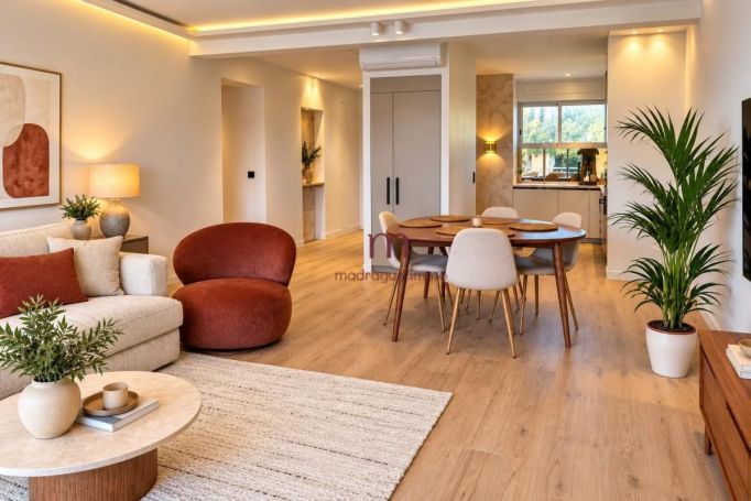 APPARTEMENT DE PRESTIGE T3 85 M2 TERRASSE BORD DE MER CANNES