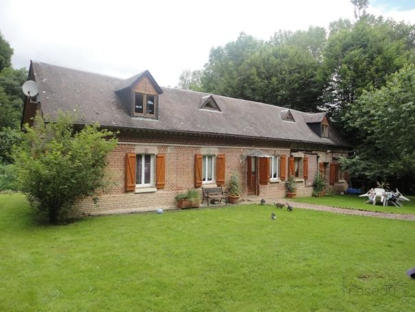 LONGèRE  5 PIECES 122 M2  LA FEUILLIE