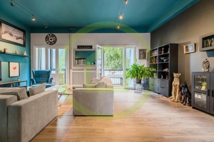 APPARTEMENT T5 120 M2 BORD DE MER TOULON