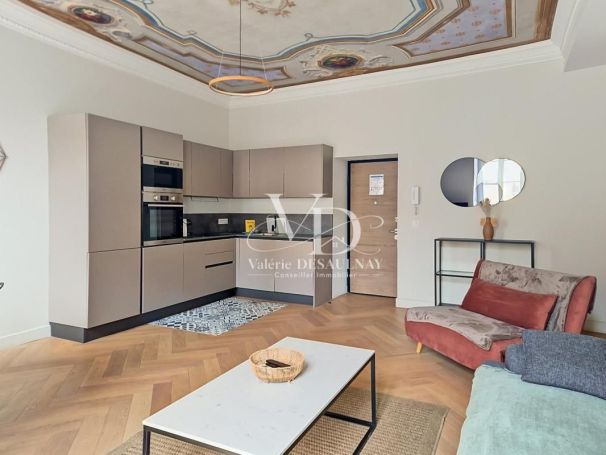 APPARTEMENT T3 62 M2 BORD DE MER NICE