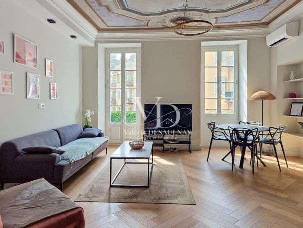 APPARTEMENT T3 62 M2 BORD DE MER NICE