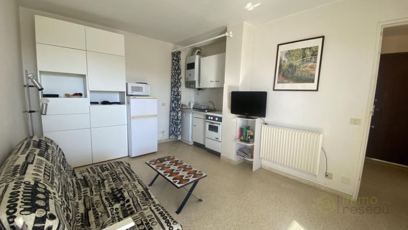 APPARTEMENT T3 47 M2 PIEDS DANS L'EAU LE GRAU DU ROI