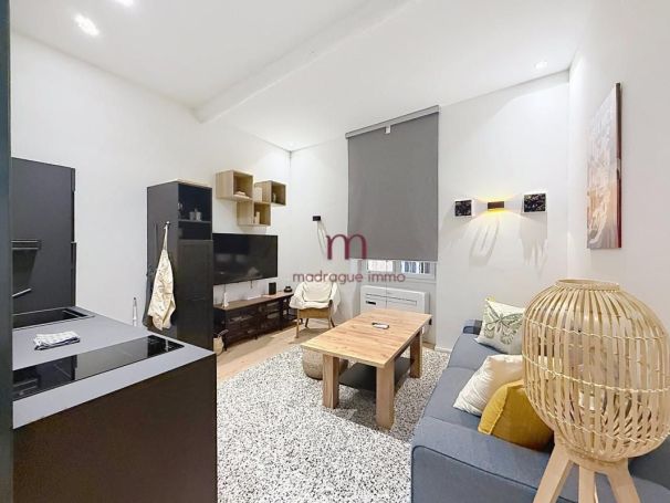 STUDIO  36 M2 BORD DE MER NICE