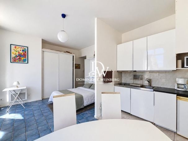 STUDIO  27 M2 BORD DE MER BIARRITZ