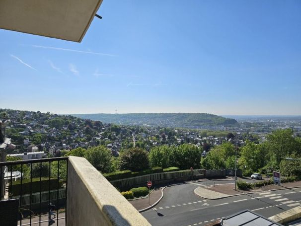 APPARTEMENT T5 90 M2  BOIS GUILLAUME