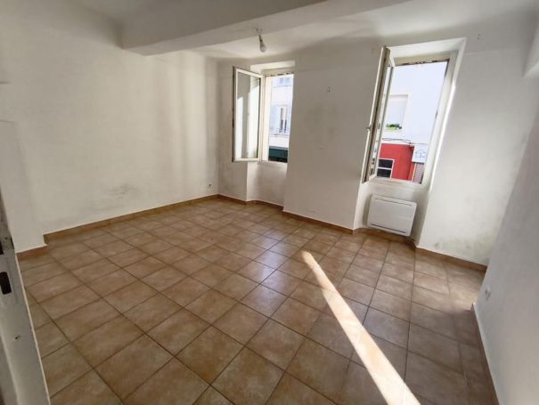 APPARTEMENT T2 47 M2  GONFARON