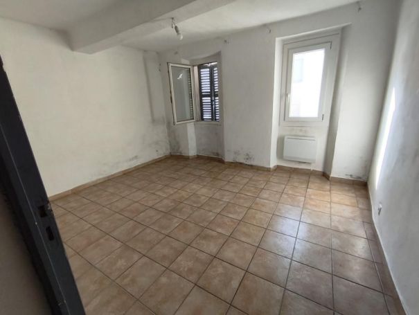 APPARTEMENT T2 49 M2  GONFARON