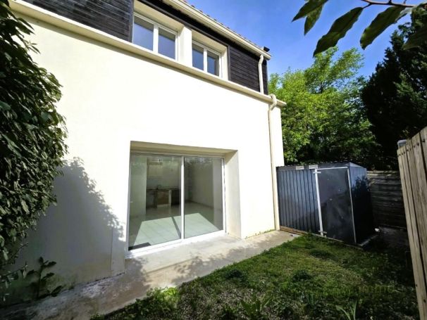 APPARTEMENT DUPLEX T3 75 M2  LESPARRE MEDOC
