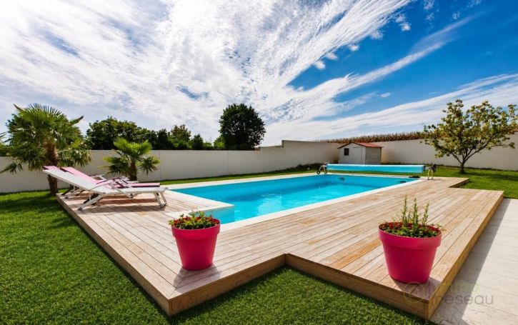 MAISON  6 PIECES 152 M2  ECHILLAIS