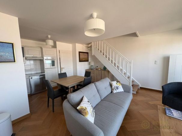 APPARTEMENT DUPLEX T4 67 M2 PIEDS DANS L'EAU FORT MAHON PLAGE