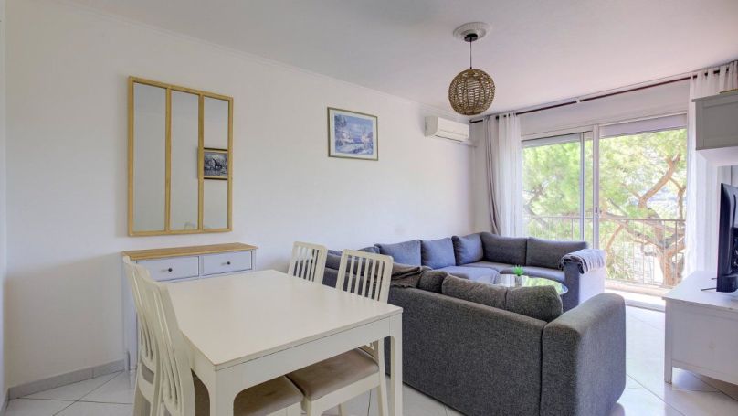 A louer APPARTEMENT T3 60 M2 TERRASSE BORD DE MER NICE